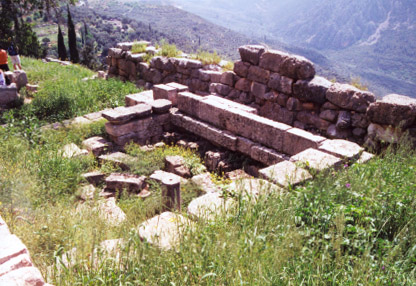 Photo Treasury ruins